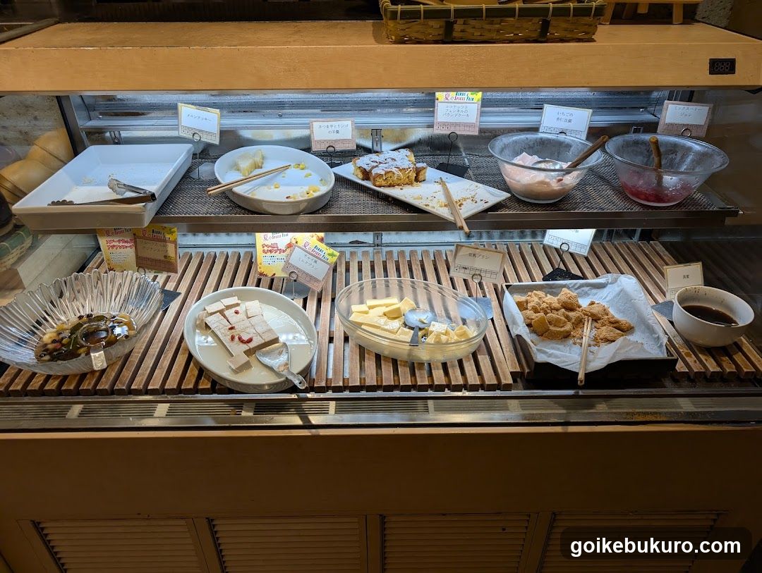 Food Display Case