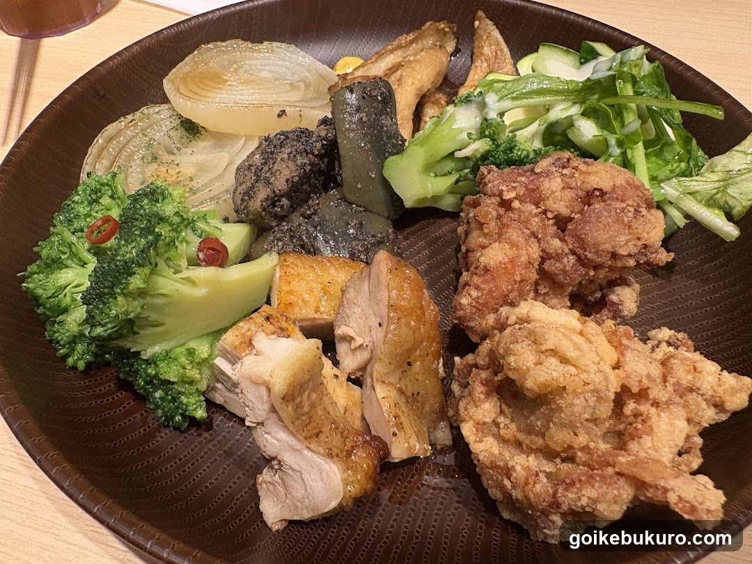 Fried Chicken and Vegetable Plate