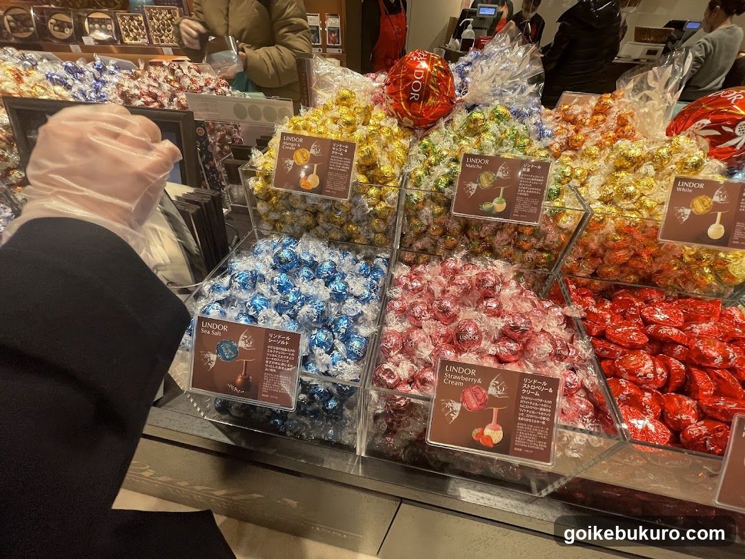 Lindor Chocolate Display