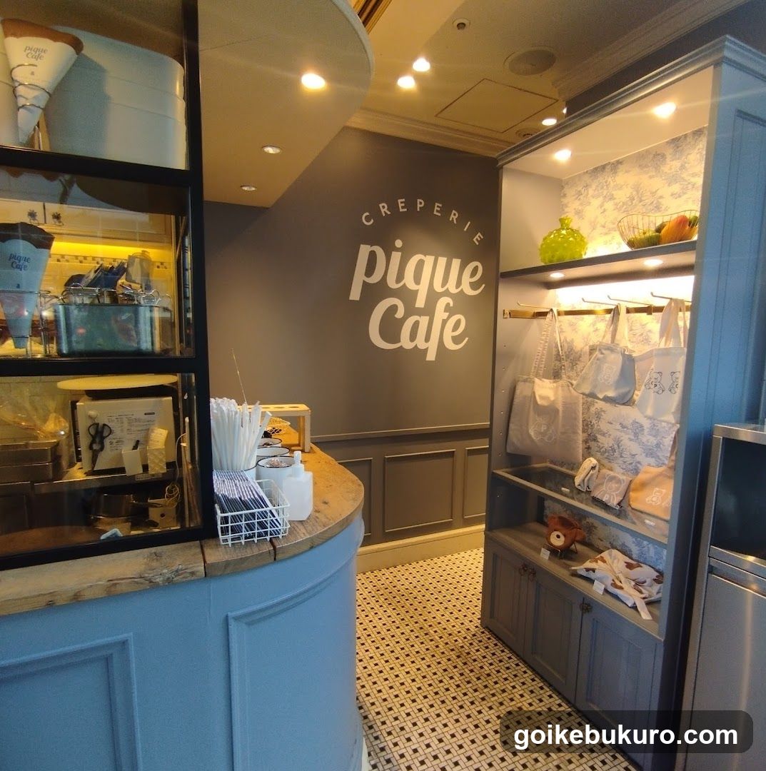 Pique Cafe Interior