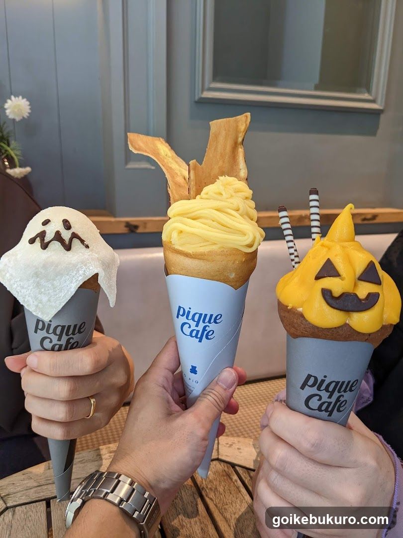 Halloween-themed Pique Cafe Crepes