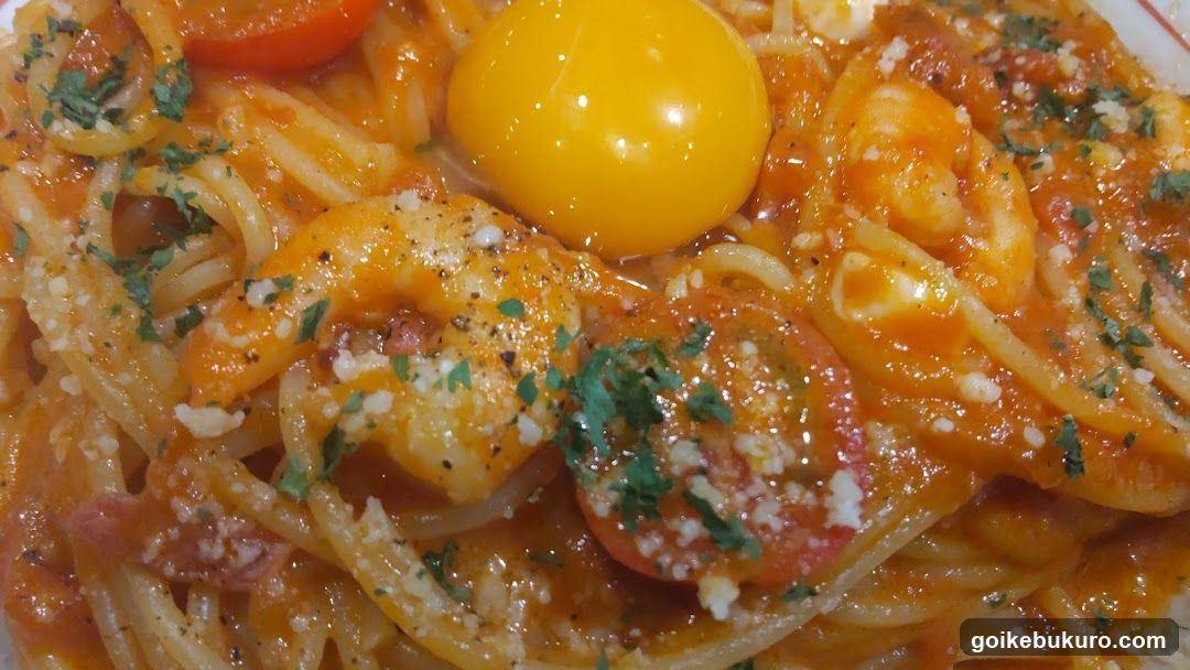 Spaghetti with Shrimp and Egg Yolk