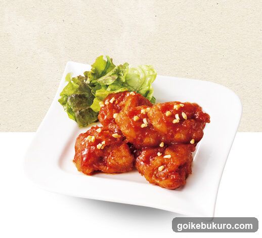 Korean Fried Chicken with Sesame Seeds and Lettuce
