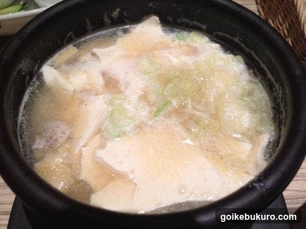 Hot Pot Soup with Tofu and Scallions