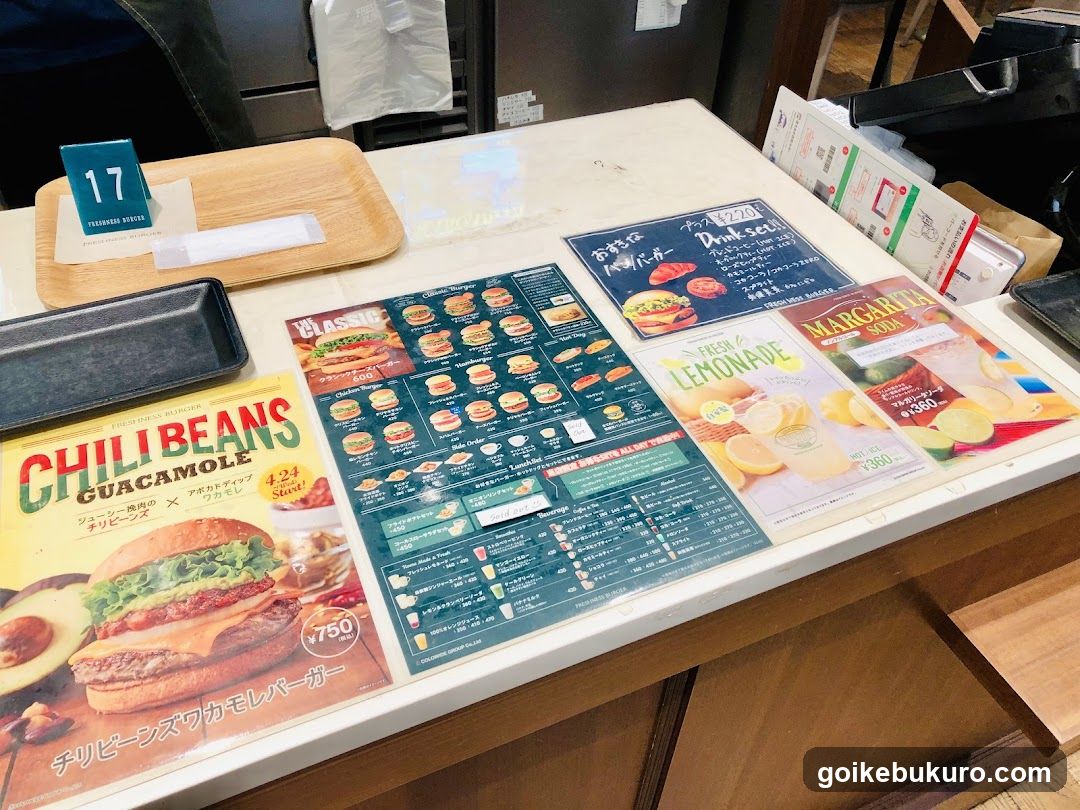Restaurant Counter Display