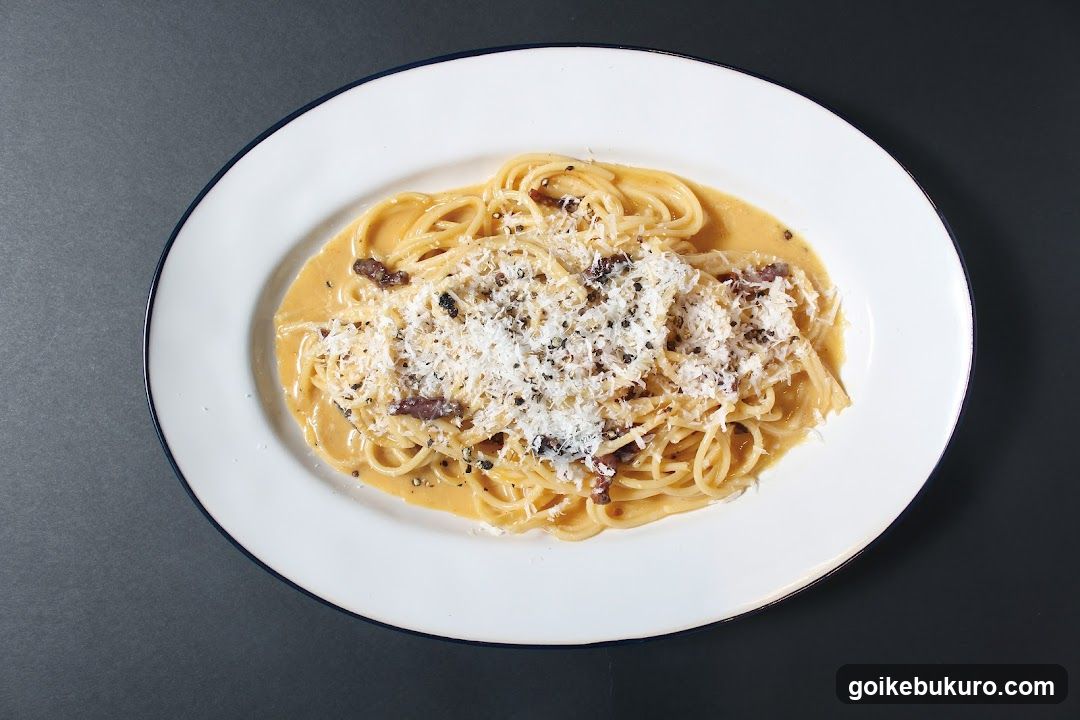 Pasta with Creamy Sauce and Cheese