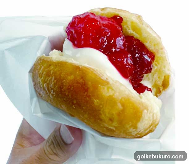 Jam-filled Pastry