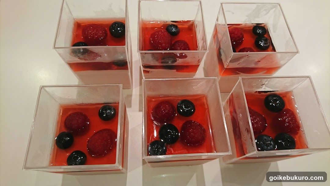 Fruit Jellies in Clear Cubes