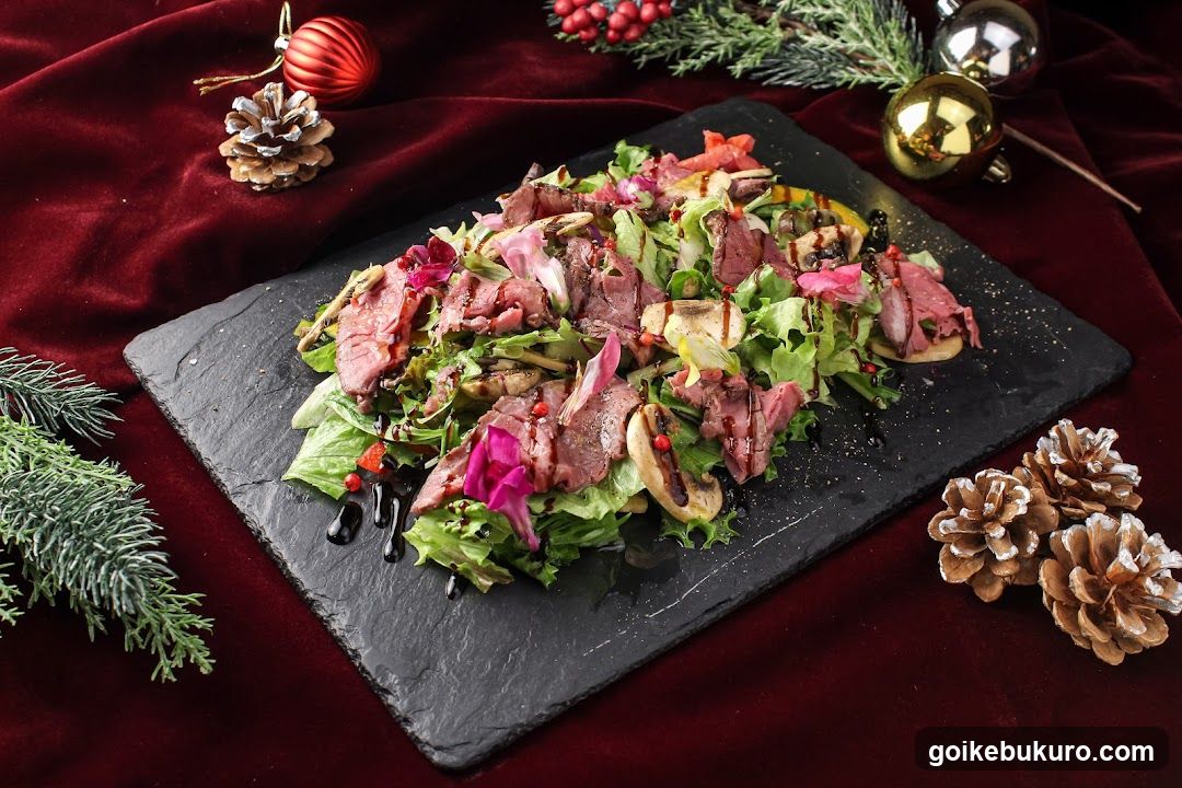 Beef Salad with Mushrooms and Greens