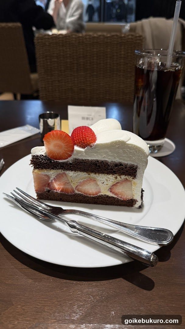 Strawberry Cake Slice with Iced Tea