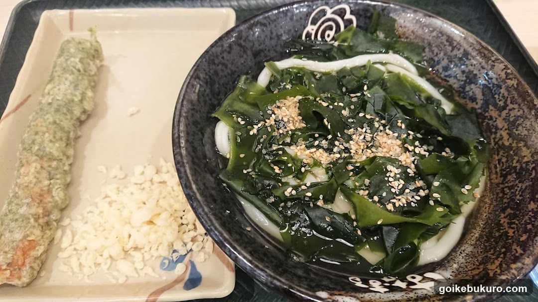 Seaweed Salad and Tempura Roll