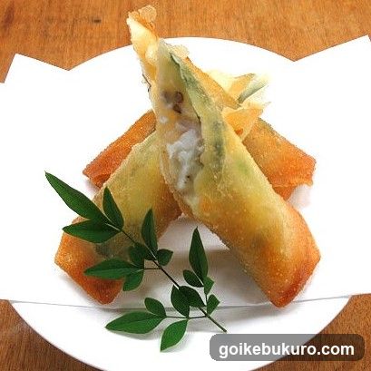 Spring Rolls with Garnish