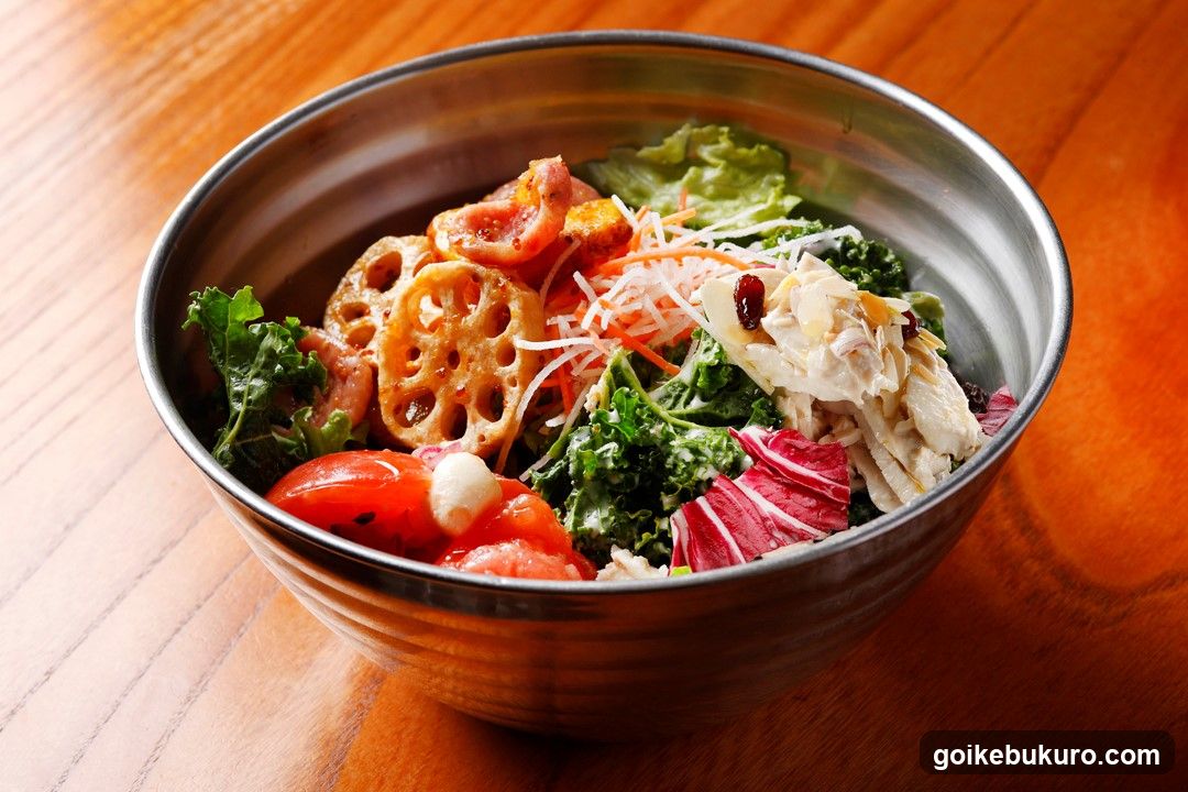 Salad Bowl with Lotus Root and Chicken