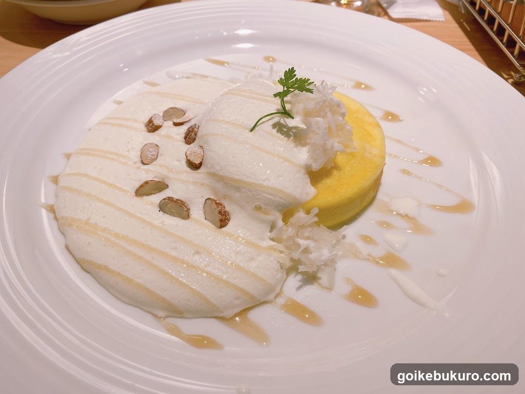 Pancake with Cream and Coconut