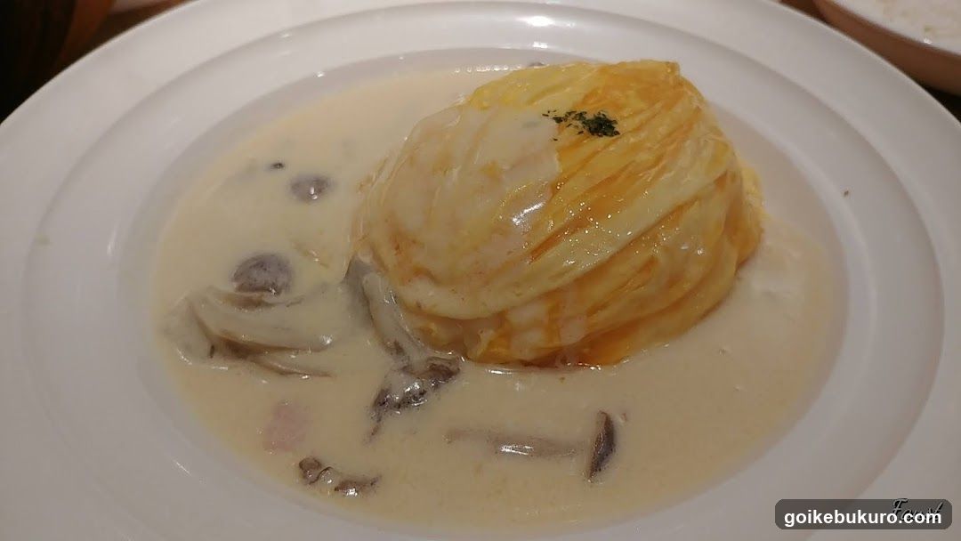 Creamy Egg Roll with Mushrooms