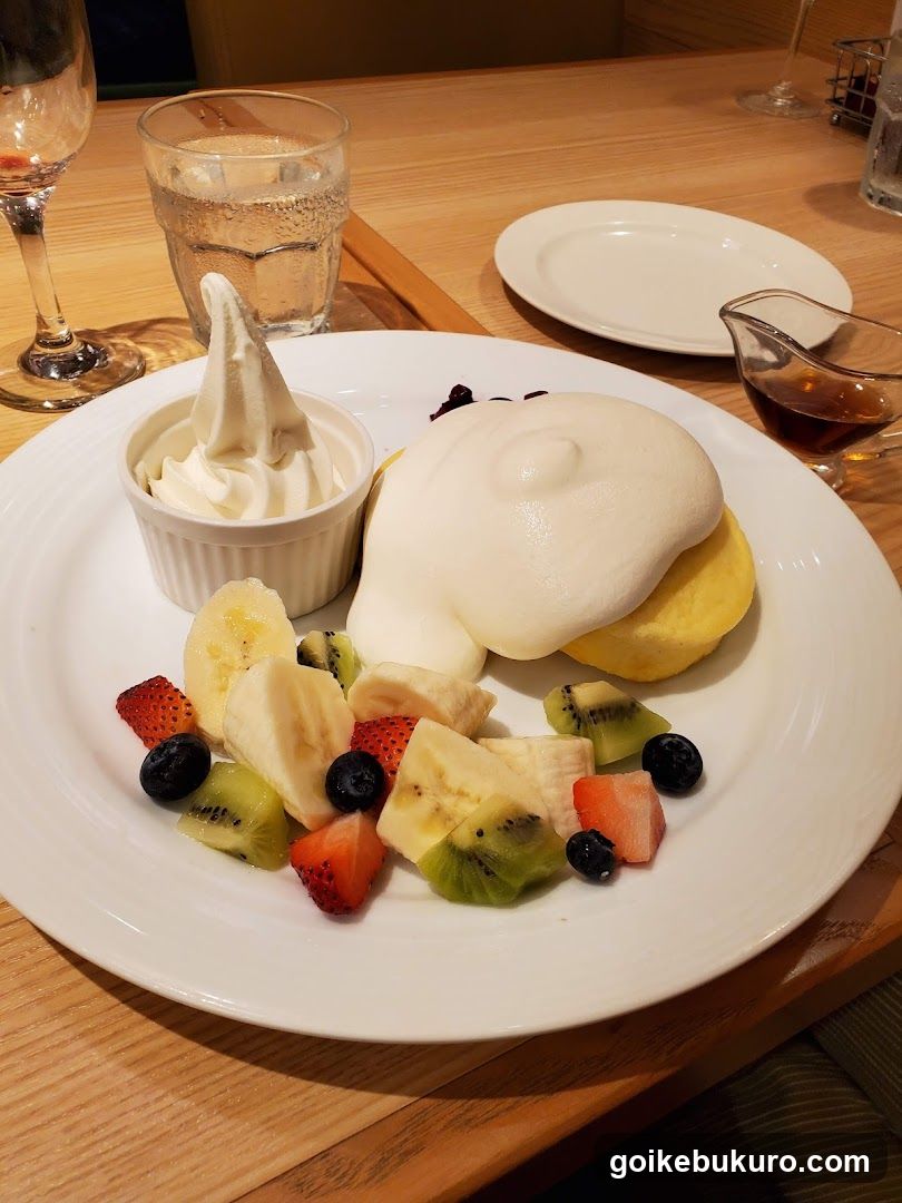 Fruit and Mousse Dessert Plate