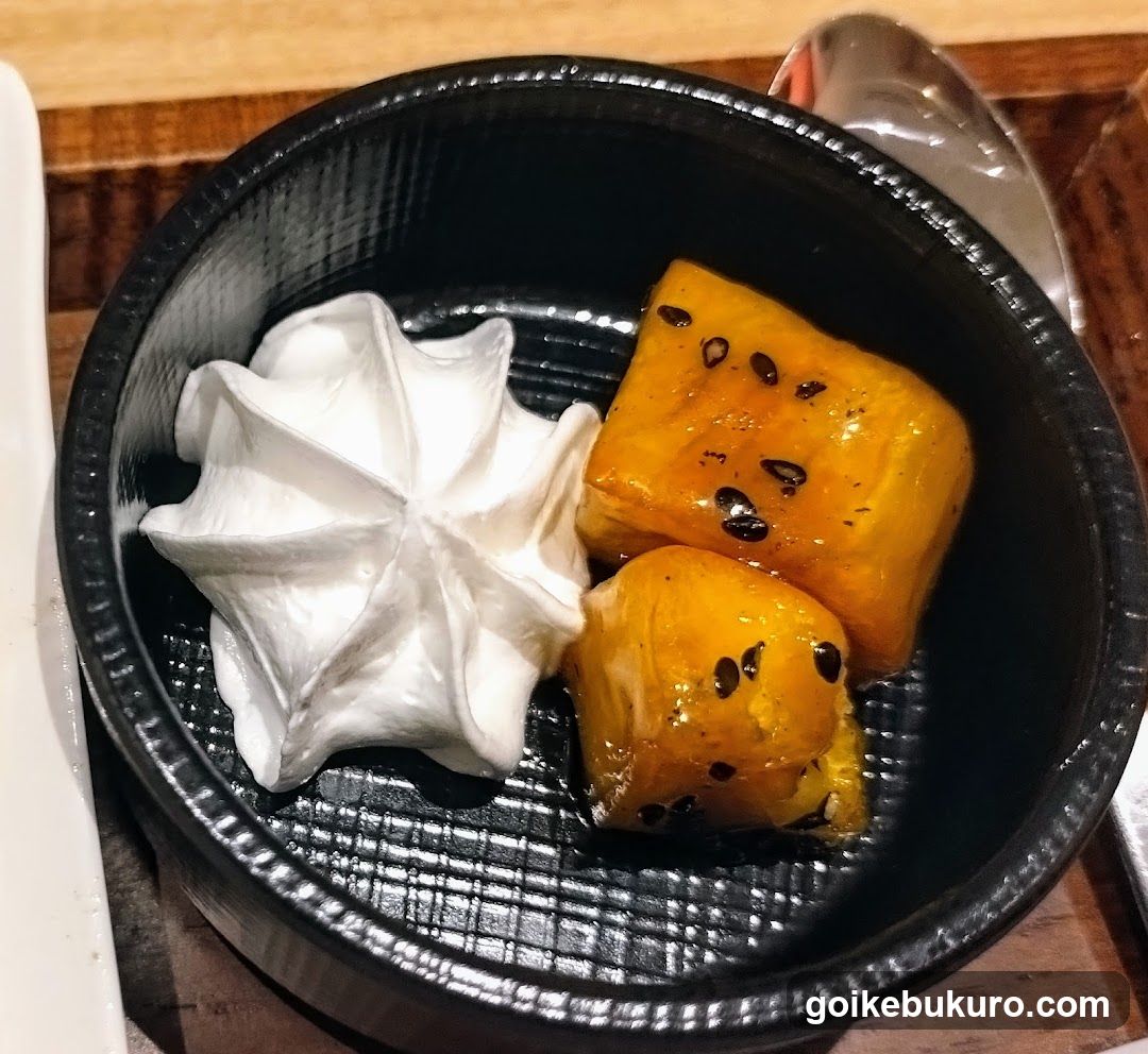 Dessert with Meringue and Squares