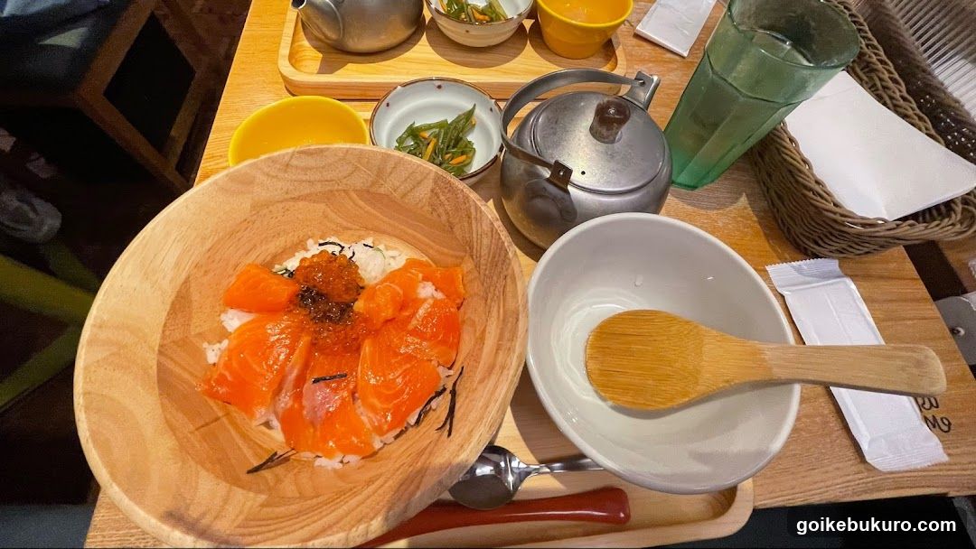 Salmon Rice Bowl with Side Dishes