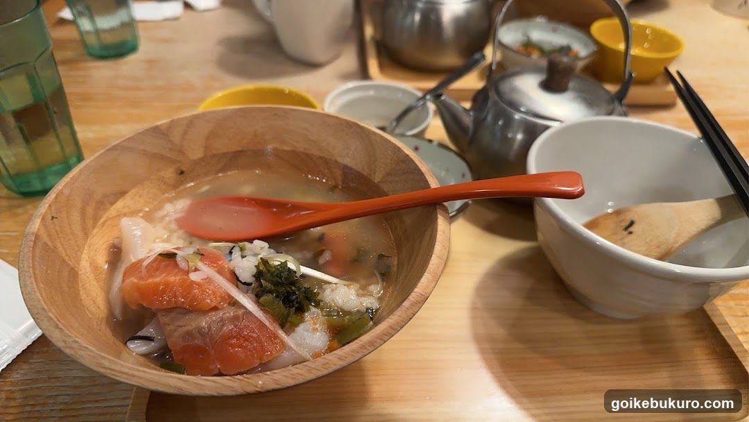 Japanese Bowl with Salmon and Rice