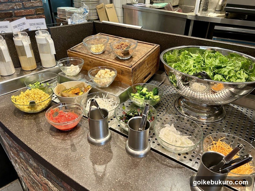 Salad Bar Setup