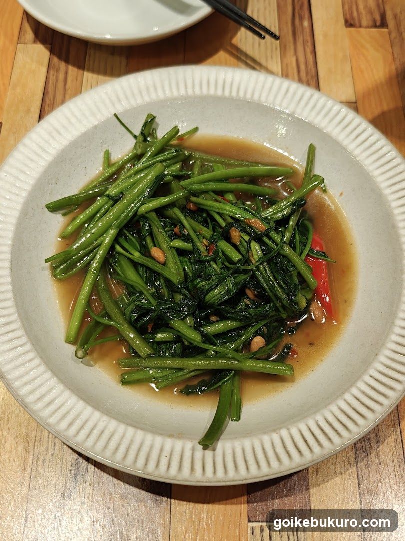 Stir-fried Water Spinach with Garlic and Chili