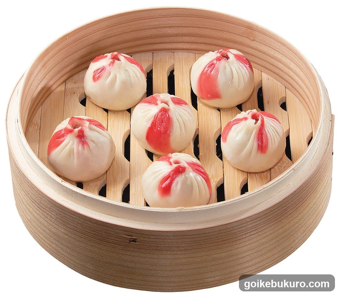 Steamed Buns in Bamboo Basket