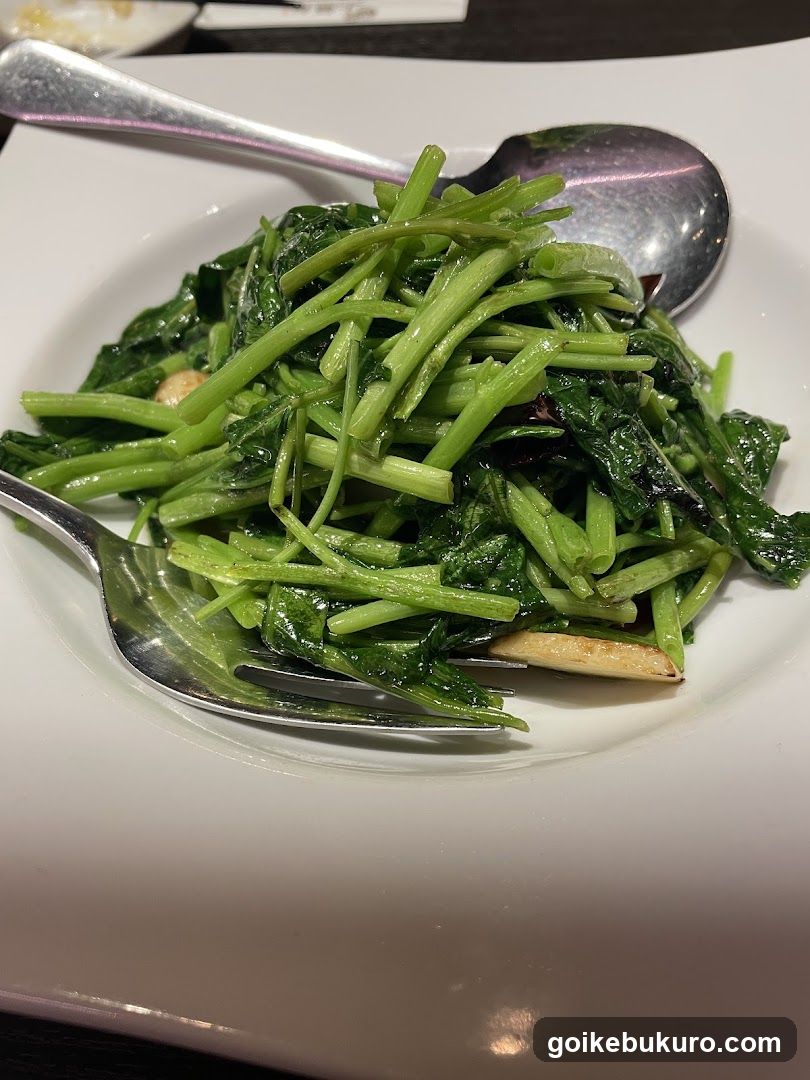 Stir-fried Water Spinach with Garlic