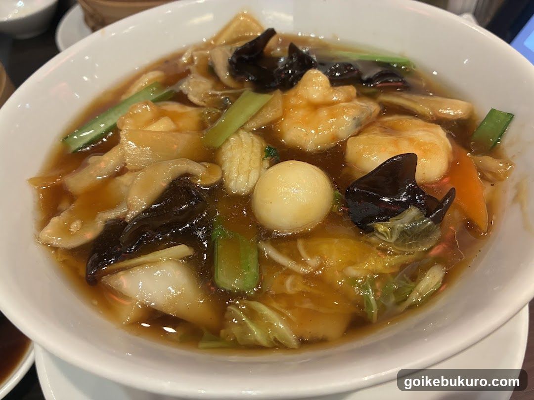 Chinese Soup with Fish Balls and Vegetables
