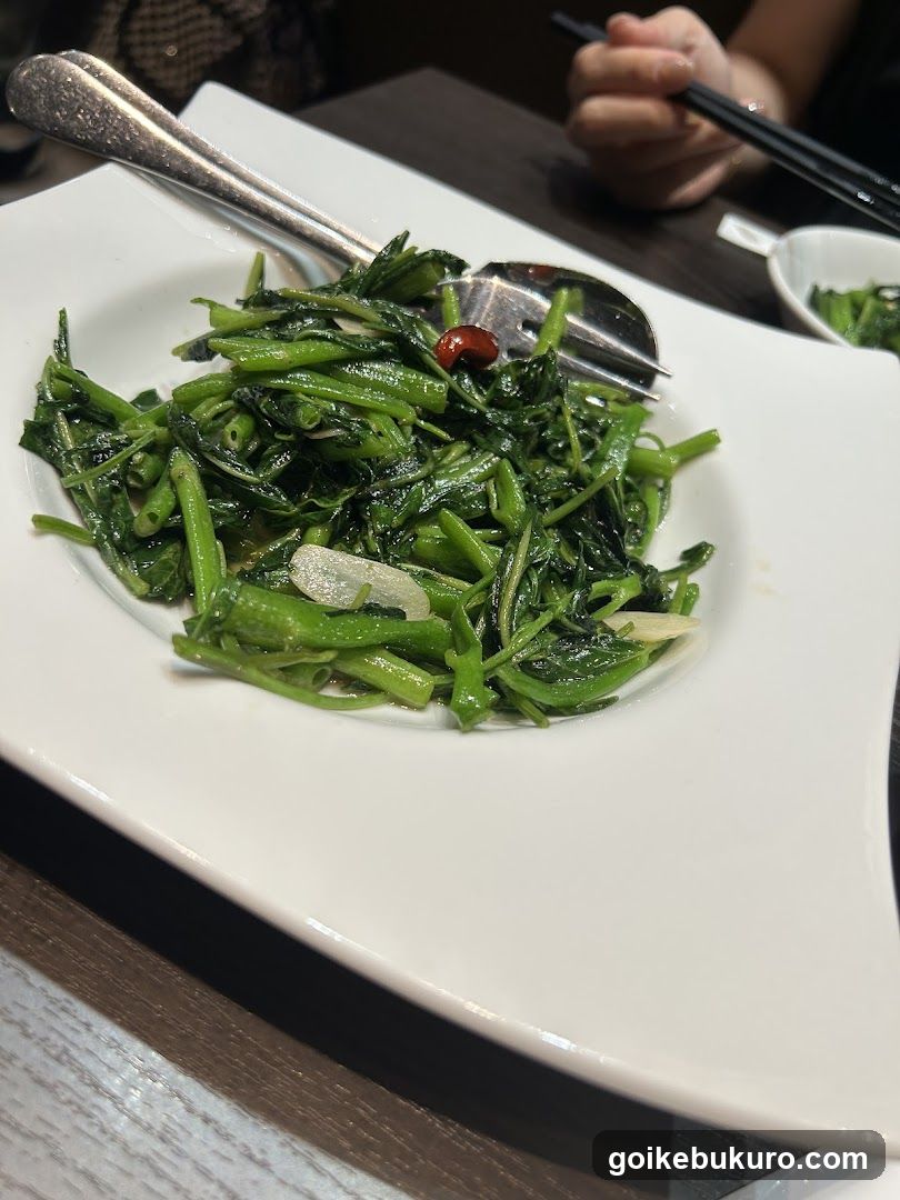 Stir-fried Water Spinach with Garlic and Chili